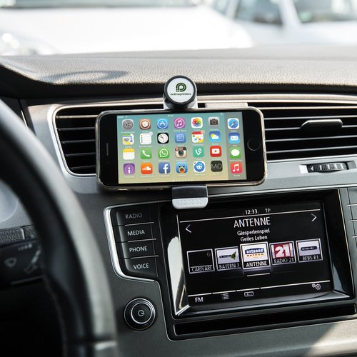 Schwarze Handyhalterung aus Kunststoff zur Befestigung im Auto.