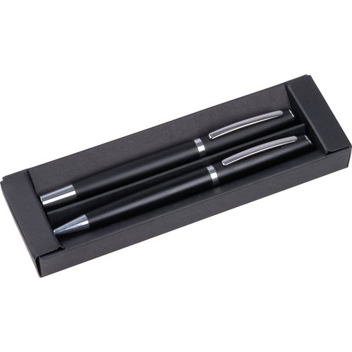 Schwarzes Schreibset aus recyceltem Aluminium mit Kugelschreiber und Stift.