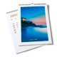 Goldfarbener Papier-Wandkalender mit Spiralbindung und Aufh�nger.
