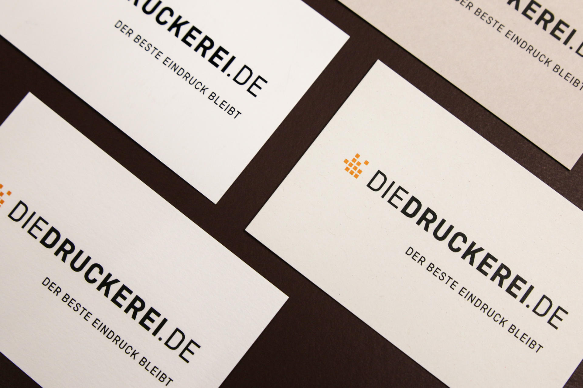 Format & Maße der Visitenkarte » Diese Größen und Styles begeistern Format & Maße der Visitenkarte » Diese Größen und Styles begeistern