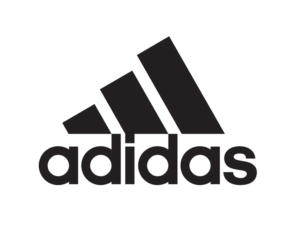 Das Bild zeigt das Adidas-Logo mit seinem Alleinstellungsmerkmal: drei diagonale schwarze Streifen gepaart mit dem fettgedruckten Kleinbuchstaben „adidas“, alles vor einem makellos weißen Hintergrund.