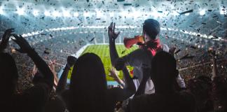 EM-Spielplan 2024 – nutzen Sie das Fußball-Event für Ihr Marketing EM 2024 zelebrierende Fans
